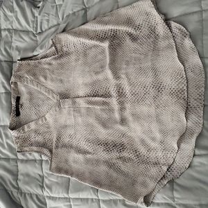 Rose & Olive Sleeveless Blouse